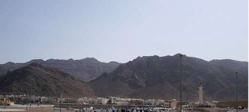 Uhud Site-of-Ghazwah-Uhud-at-the-plains-and-slopes-of-Mount-Uhud-Site.jpg