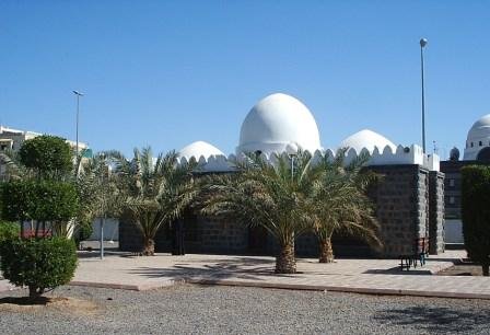 masjid suqya within station walls.jpg